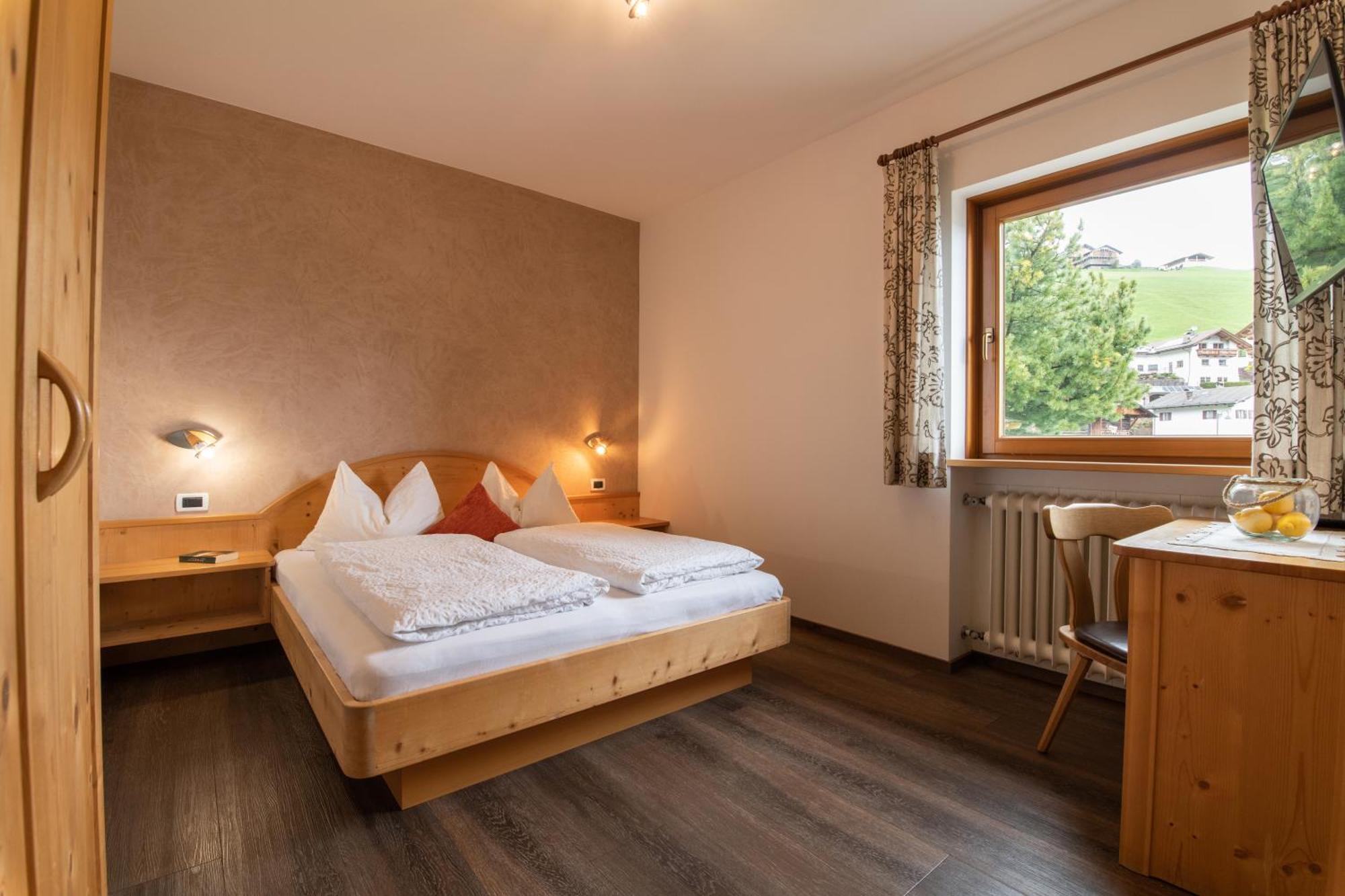 Hotel Garni Kostner Ortisei Esterno foto